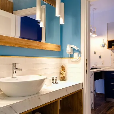 Elvis Nest Apartment Nea Moudania