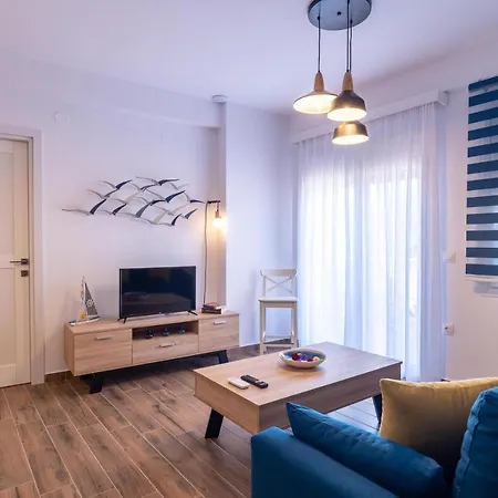 Elvis Nest Apartmán Nea Moudania