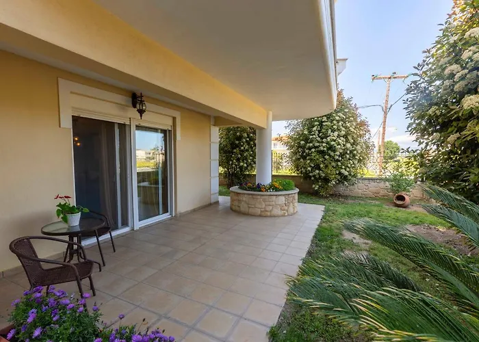 Elvis Nest * 尼亚·蒙达尼亚